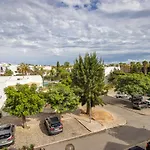 Seaside Retreat With Pool, Ac, And Fast Wi-fi Apartamento *