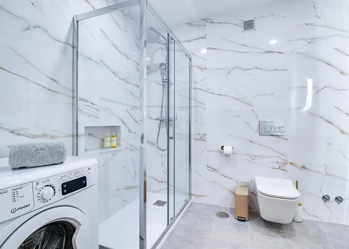 Apartamento Seaside Retreat With Pool, Ac, And Fast Wi-fi