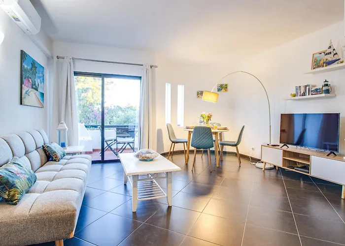Seaside Retreat With Pool, Ac, And Fast Wi-fi * Albufeira