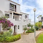 Seaside Retreat With Pool, Ac, And Fast Wi-fi البوفيرا