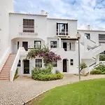 Seaside Retreat With Pool, Ac, And Fast Wi-fi شقة